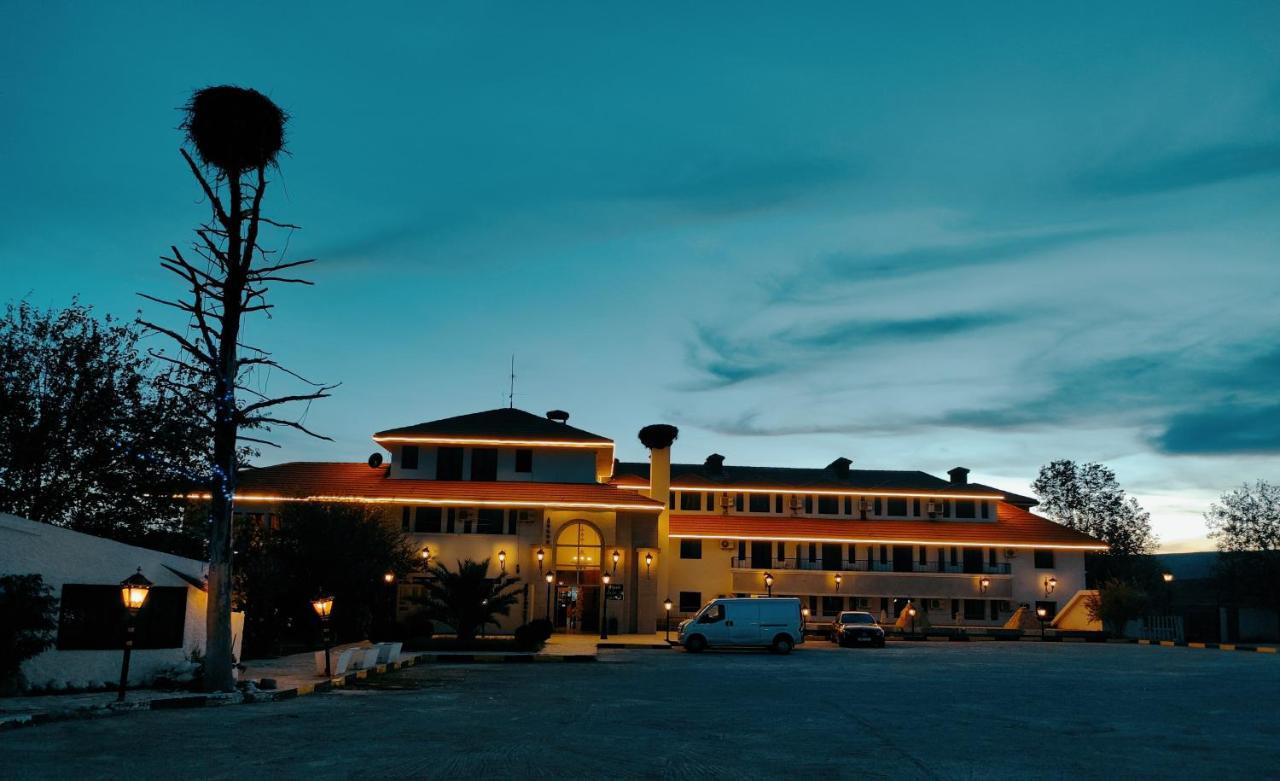 Amrouss Touristic Darmaroc Hotel Azrou Exterior photo