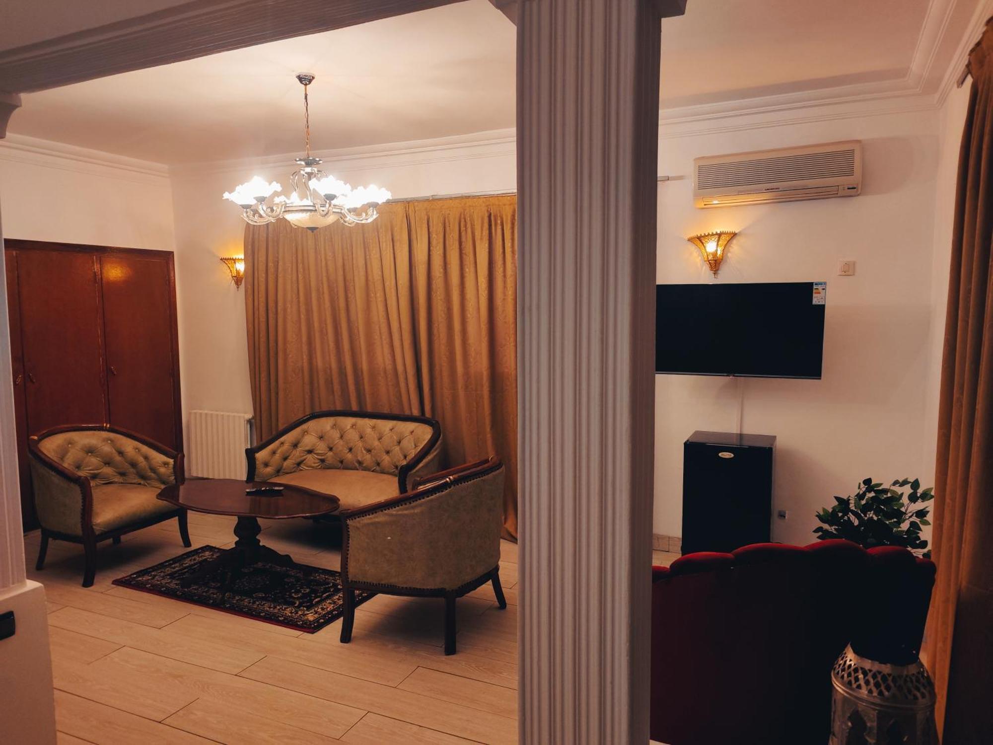 Amrouss Touristic Darmaroc Hotel Azrou Exterior photo